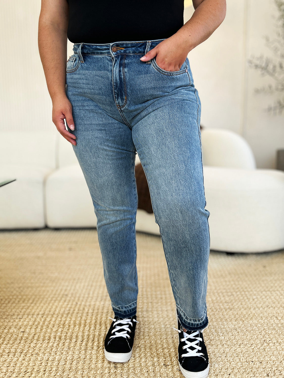 Mid Rise Rigid Magic Release Hem Jeans